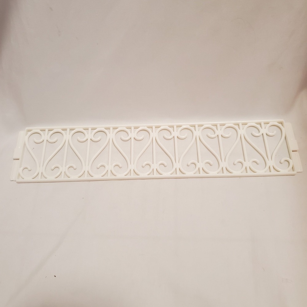 Barbie 1992 Fold n' Fun House Replacement Fence White Vintage Mattel 5510
